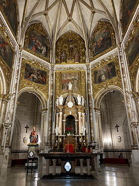 interieur-kathedraal-almeria