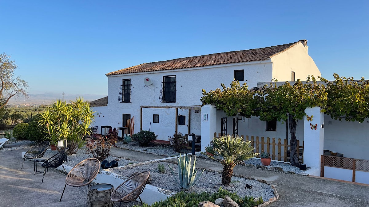 casa-de-la-familia-nederlandse-benb-in-baza-granada