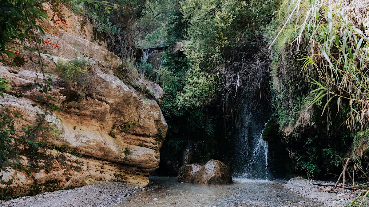 wandelen-door-de-fantastische-natuur-in-granada