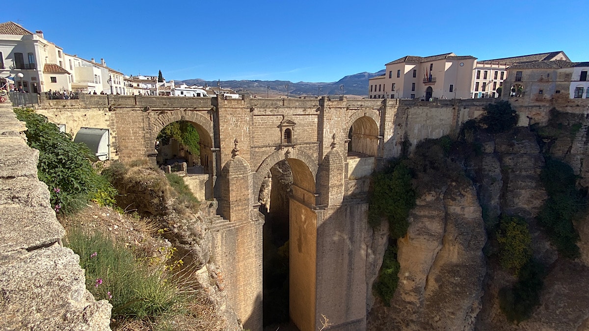 ronda-zicht-op-puente-nuevo