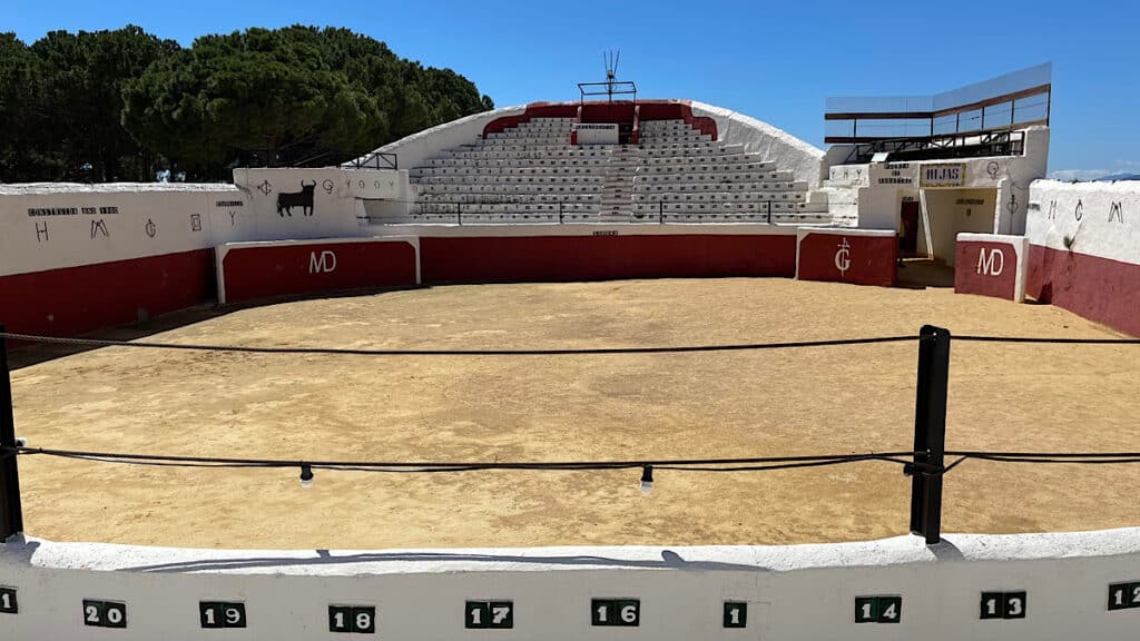 ovale-plaza-de-toros-mijas