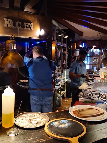 bedrijvigheid-keuken-ibiza-restaurant-torremolinos