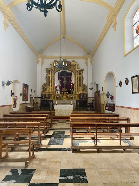 interieur-capilla-de-san-juan-de-letran-zahara-de-la-sierra