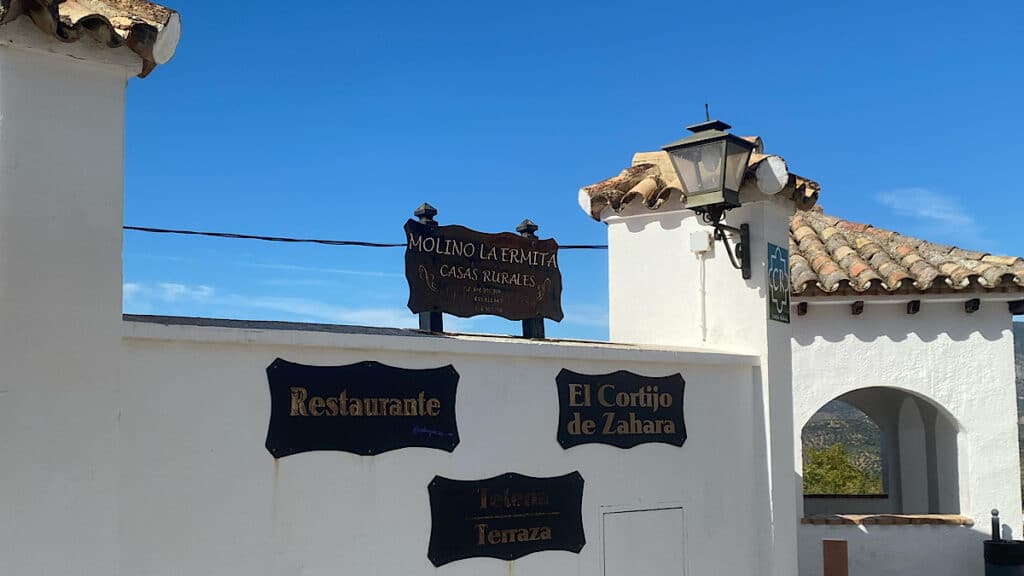 restaurante-el-cortijo-de-zahara