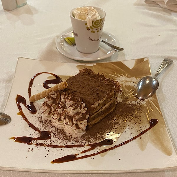 tiramisu-restaurante-el-palomar-encinas-reales-andalusie