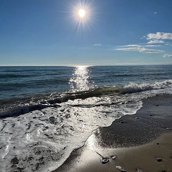 aan-het-strand-in-marbella