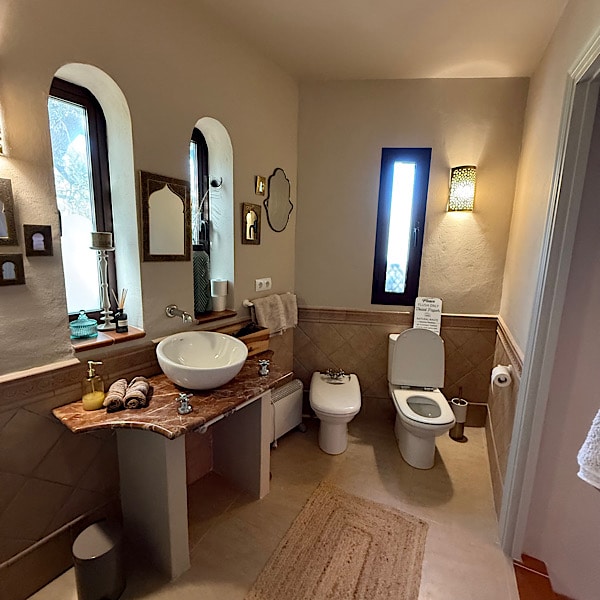 badkamer-finca-conchales-appartement-el-caracol-torrox