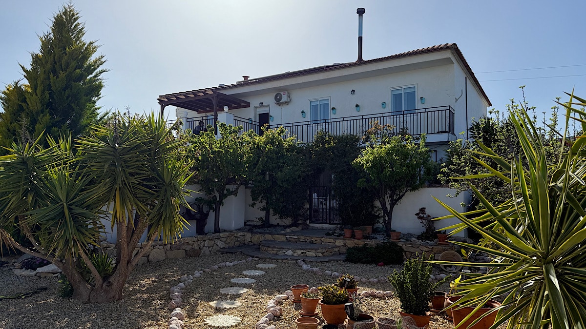buitenaanzicht-van-casa-nuestro-sueno