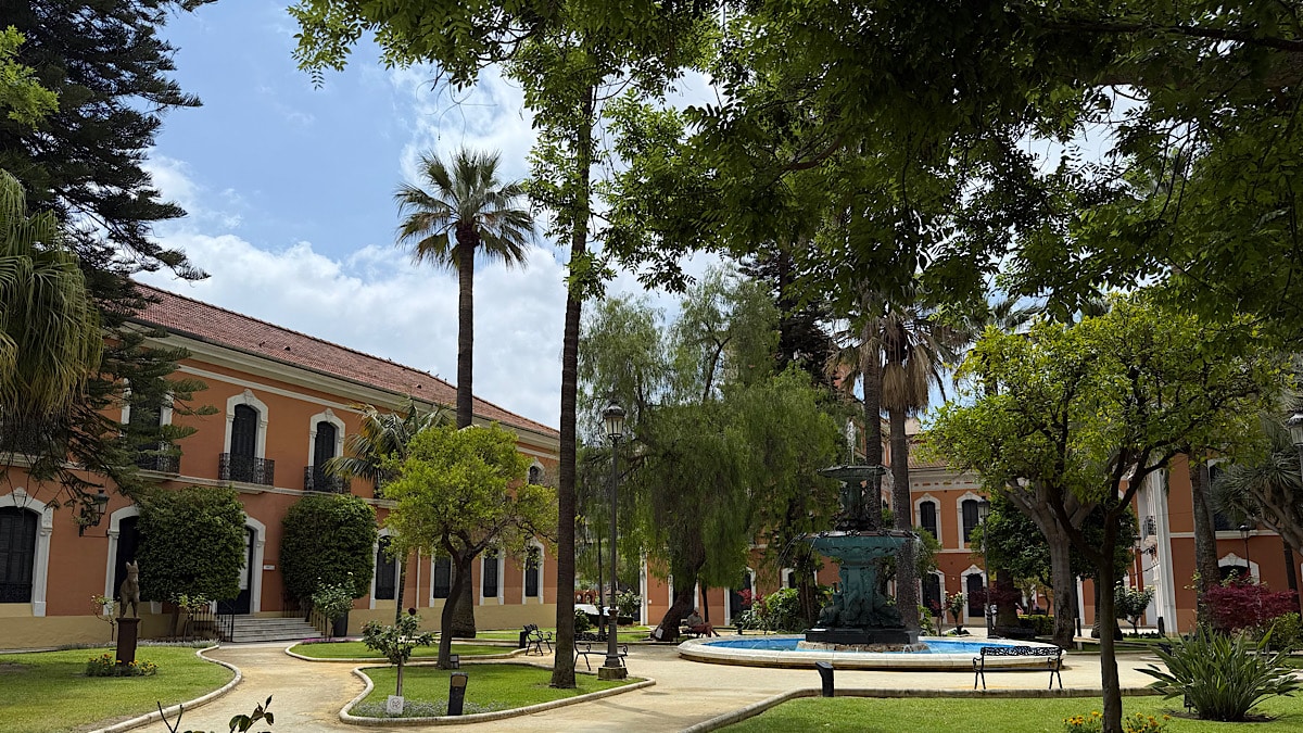casa-colon-tuin-huelva-stad