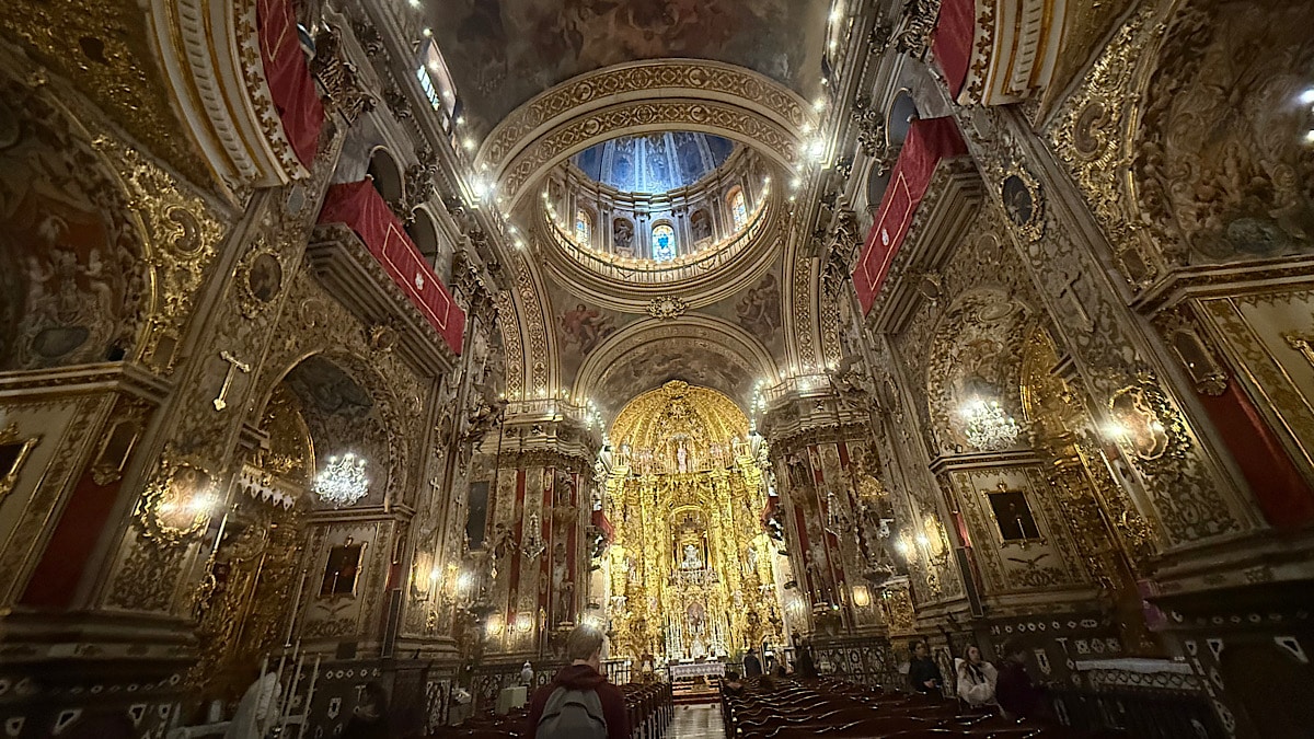 de-fraaie-basilica-de-san-juan-de-dios