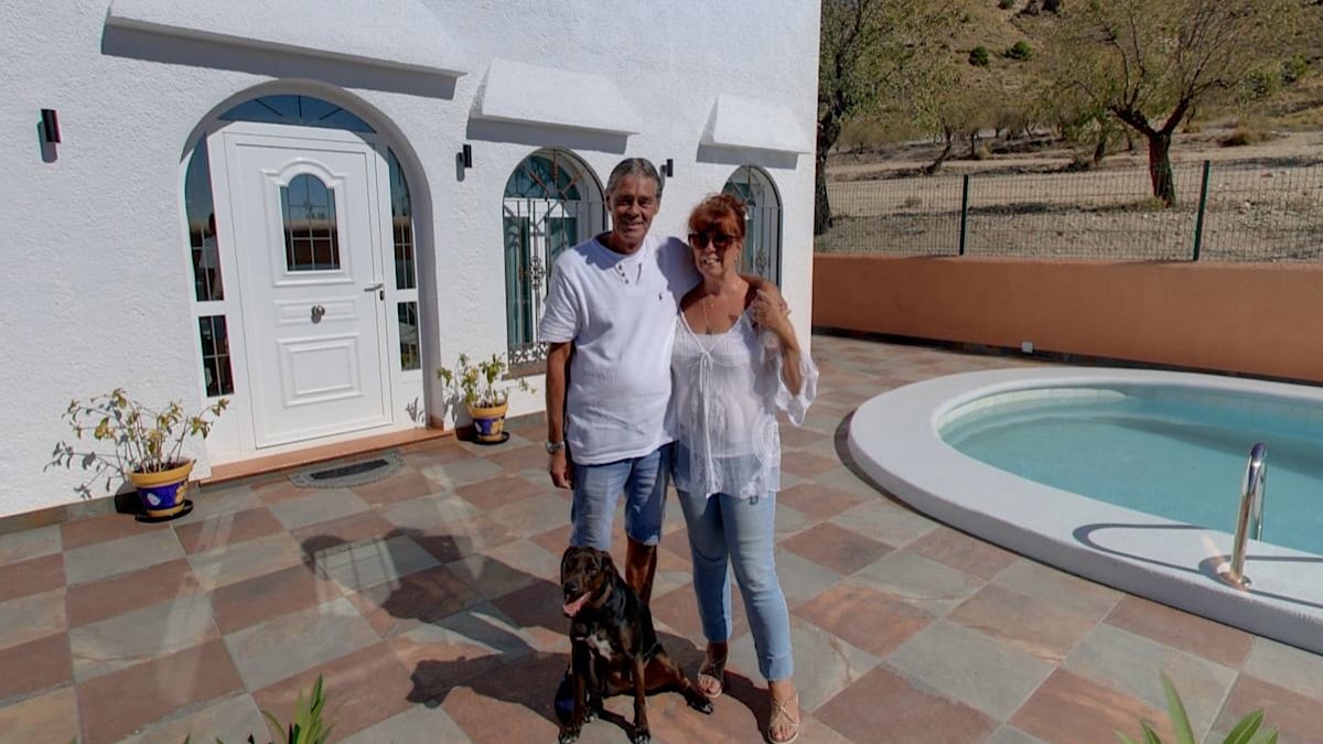 de-nederlandse-eigenaren-linda-en-ronald-casa-fuete-del-andaluz-nederlandse-benb-in-oria-almeria