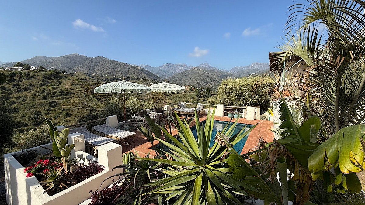 finca-conchales-zwembad-terras-uitzicht-torrox