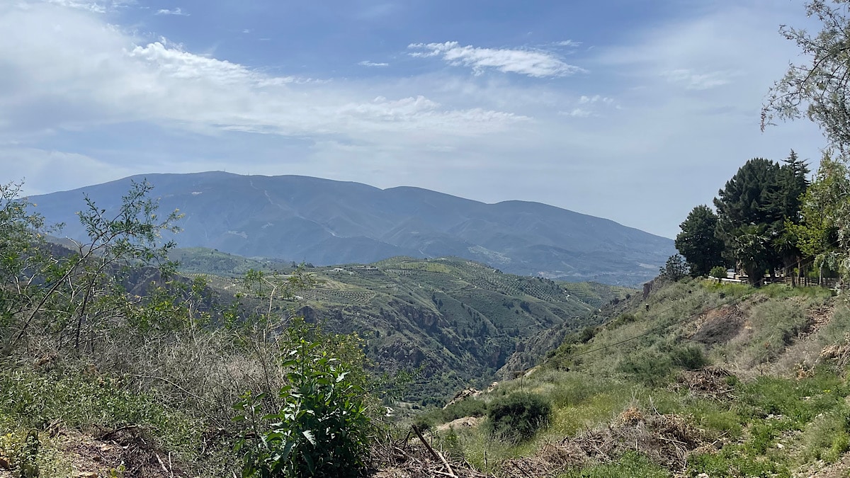 fraaie-uitzichten-over-de-alpujarras-vanuit-lanjaron