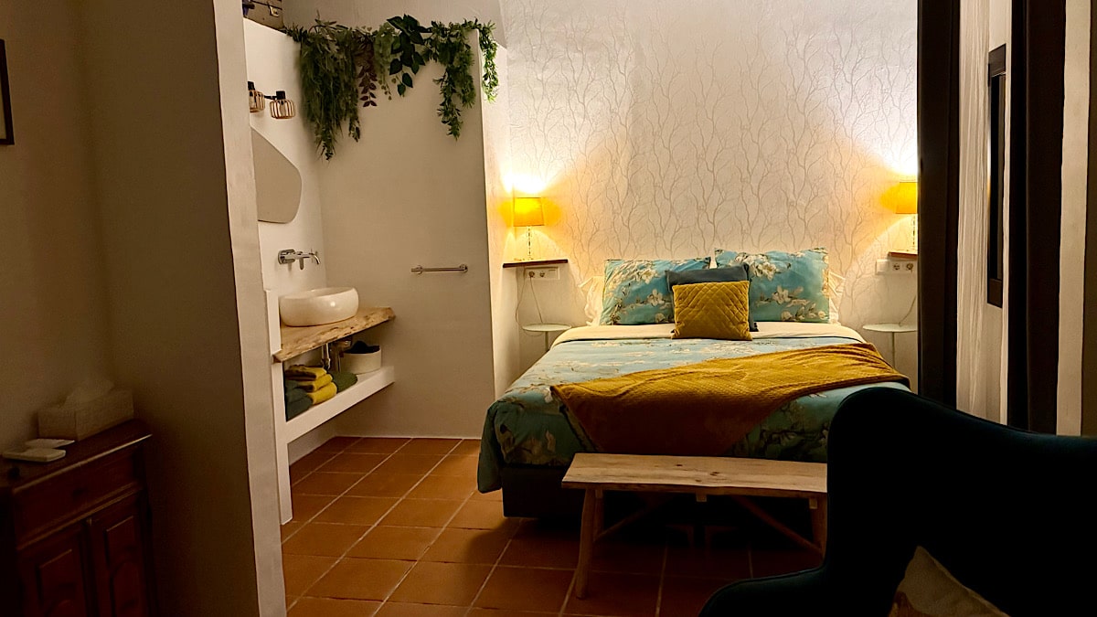 gastenkamer-almendra-benb-el-refugio-alcaucin-andalusie