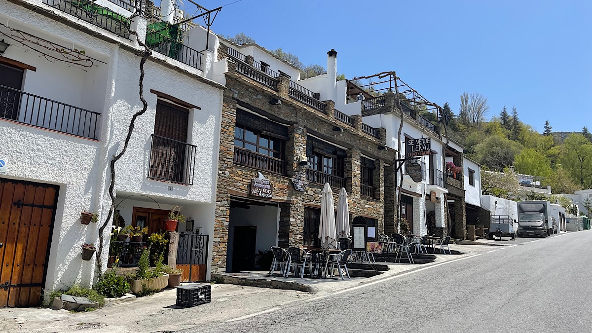 gezellige-terrasjes-in-capilera