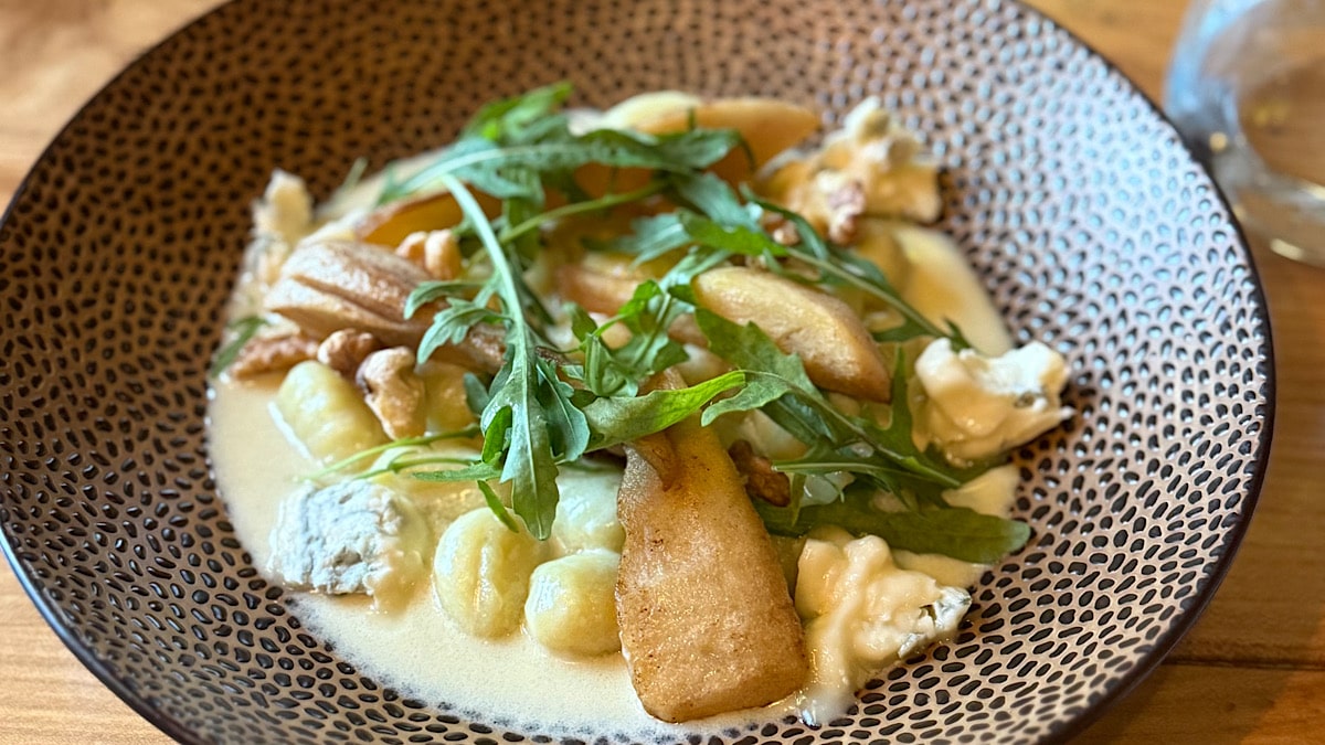 heerlijk-gerecht-met-gnochi-culinair-genieten-in-andalusie-bij-restaurante-albacar