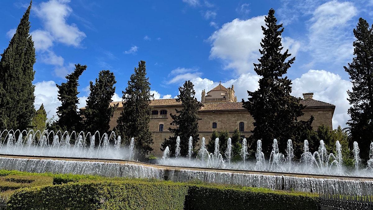 jardines-del-triunfo-in-granada