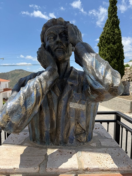 monument-voor-slachtoffers-tweede-wereldoorlog-canillas-de-albaida