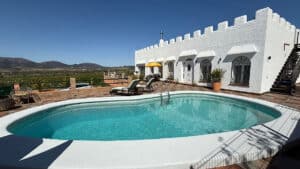 nederlandse-benb-in-oria-almeria-casa-fuente-del-andaluz