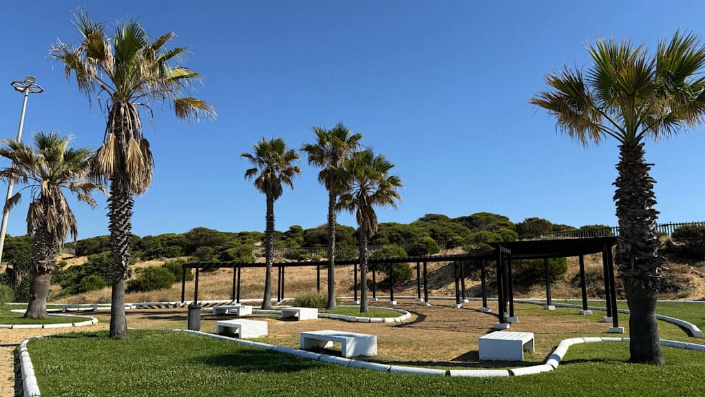 park-bij-de-vuurtoren-van-almonte-huelva