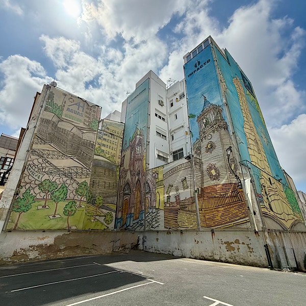 parkeerterrein-huelva-stad-columbus-stadsbeeld