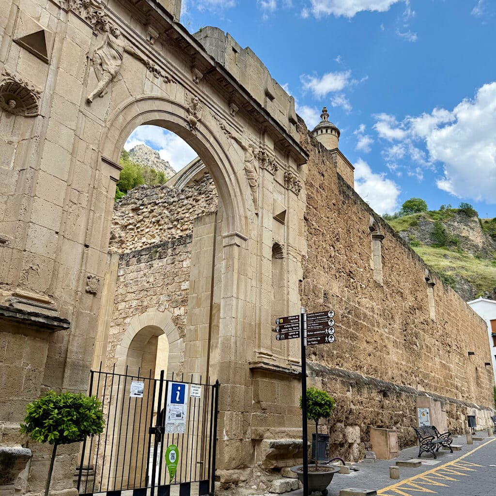ruines-iglesia-santa-maria-in-cazorla-jaen