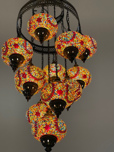 sierlijke-lampen-bij-casa-fuente-del-andaluz