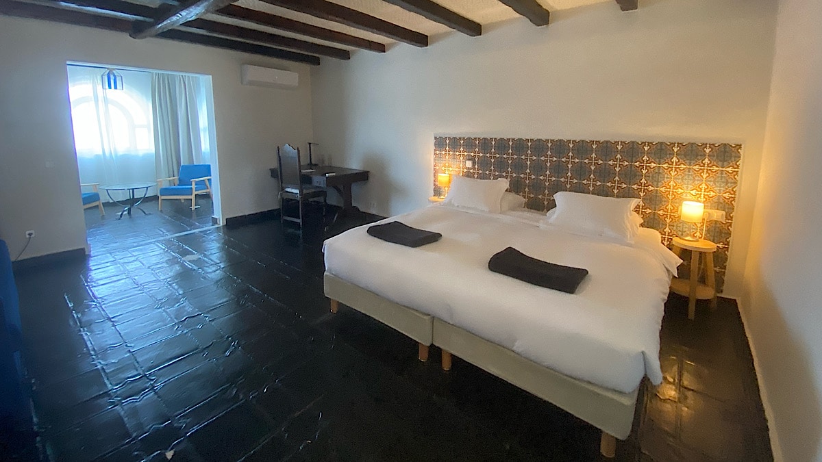 superior-room-hotel-castillo-de-monda-malaga
