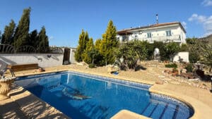 casa-nuestro-sueno-zwembad-met-huis-oria-almeria