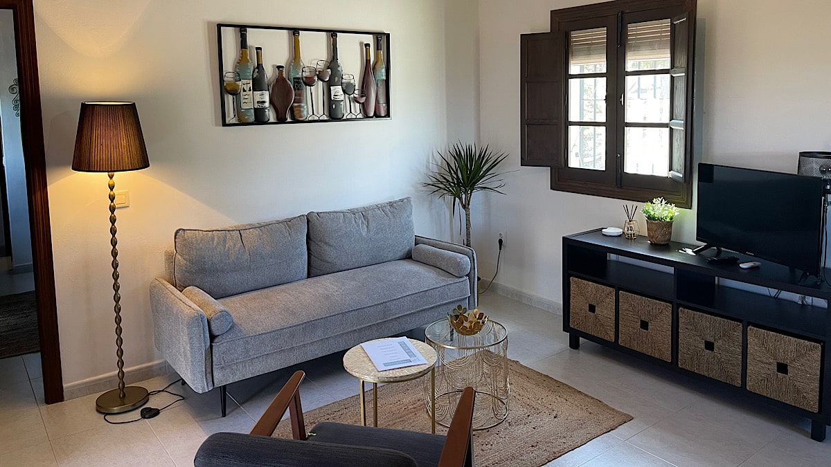 comfortabel-woongedeelte-casita-flamenco-finca-flamenco