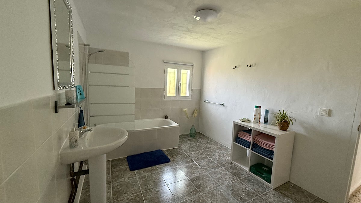 comfortabele-badkamer-bij-casa-de-lucas