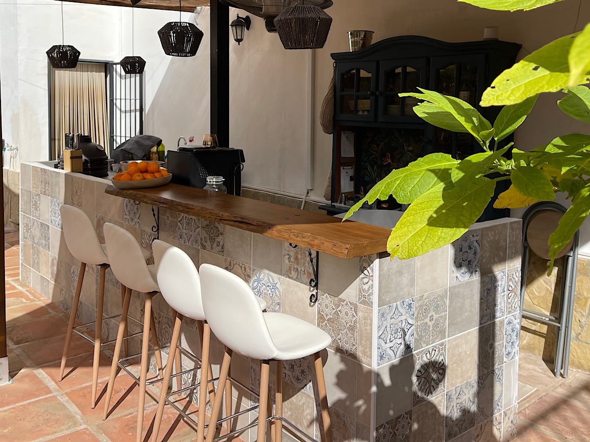 de-buitenbar-van-finca-flamenco