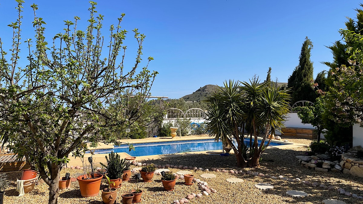 de-fijne-tuin-van-benb-casa-nuestro-sueno