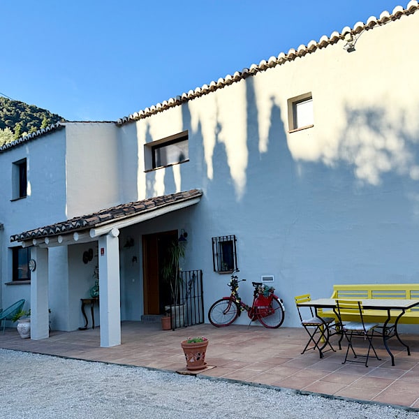 entree-benb-el-refugio-alcaucin-andalusie