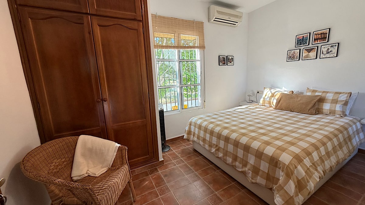 gastenkamer-benb-finca-el-limonar-alora