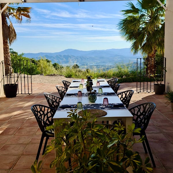 eten-benb-el-refugio-alcaucin-malaga-andalusie