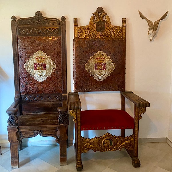kasteelstoelen-castillo-de-monda