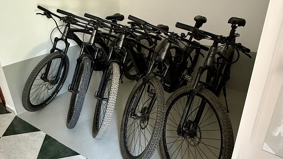 mountainbikes-in-verschillende-maten-andaluz-e-bikes-alcaucin