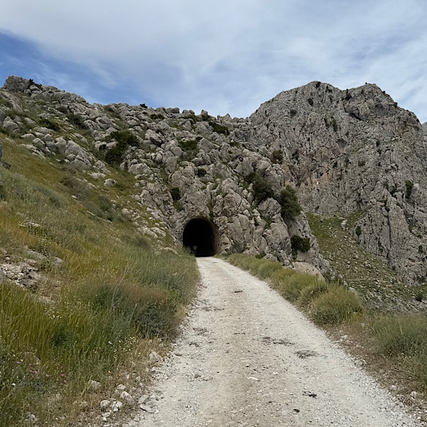 tunnel-oude-spoorlijnroute-periana-andalusie
