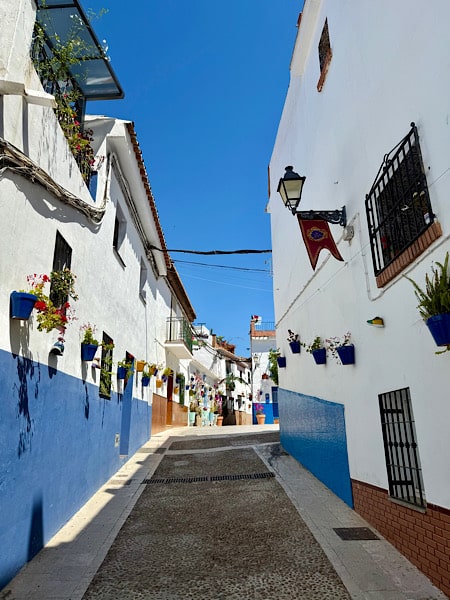 authentiek-straatje-la-villa-velez-malaga