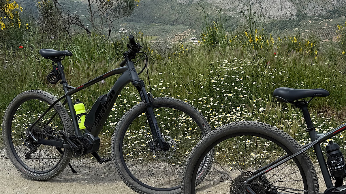 e-mountainbikes-andaluz-e-bikes-alcaucin-andalusie