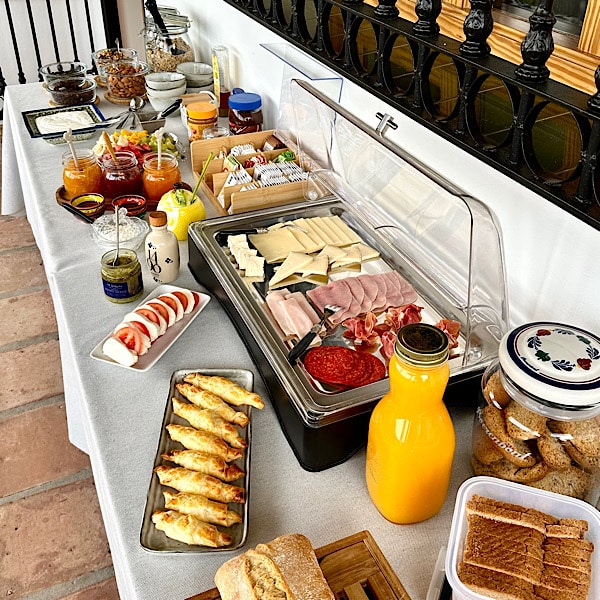 ontbijtbuffet-casa-del-palta-canillas-de-albaida