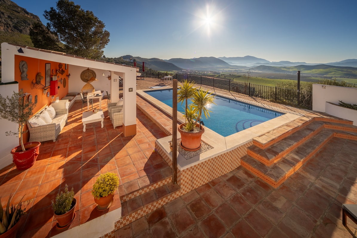 nederlandse-benb-in-teba-malaga-casa-la-calera