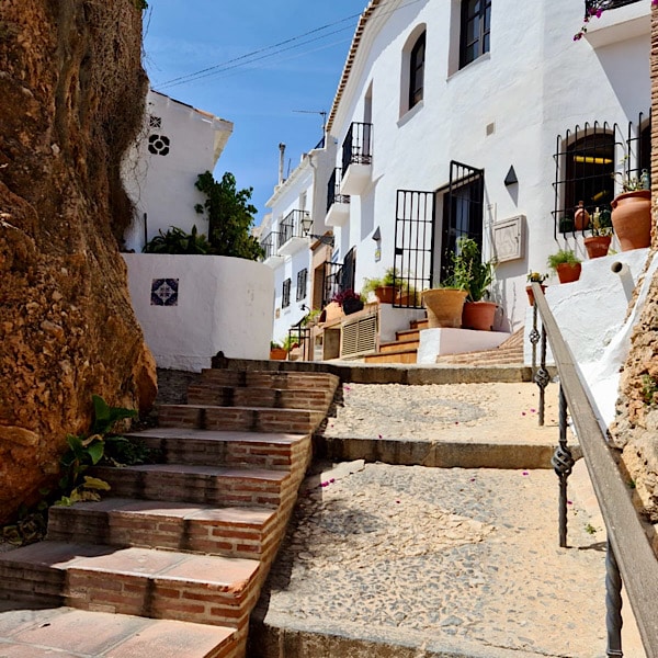 straatje-frigiliana-malaga-andalusie