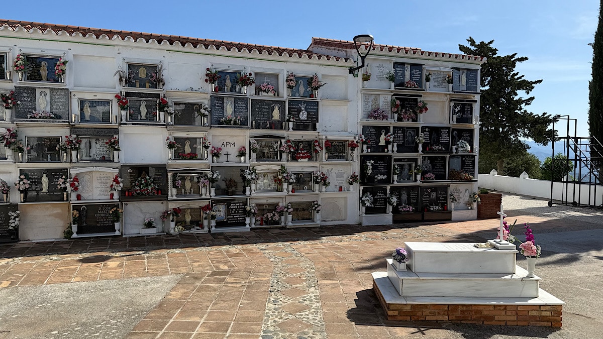 begraafplaats-comares-malaga