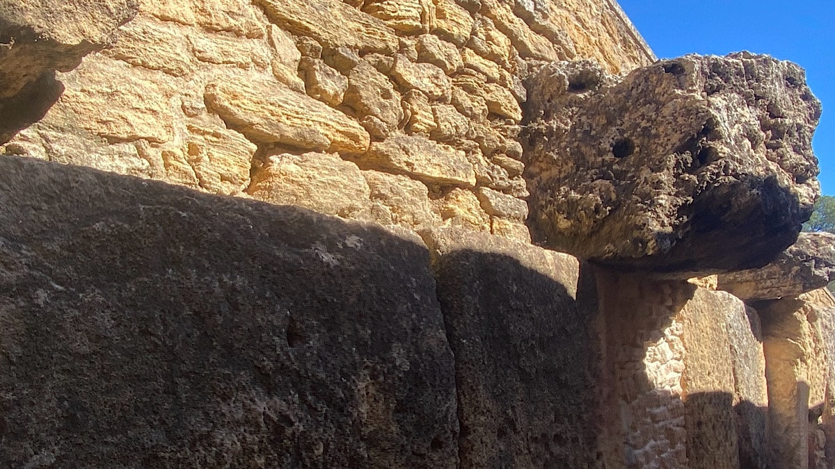 dolmen-de-viera-entree-antequera