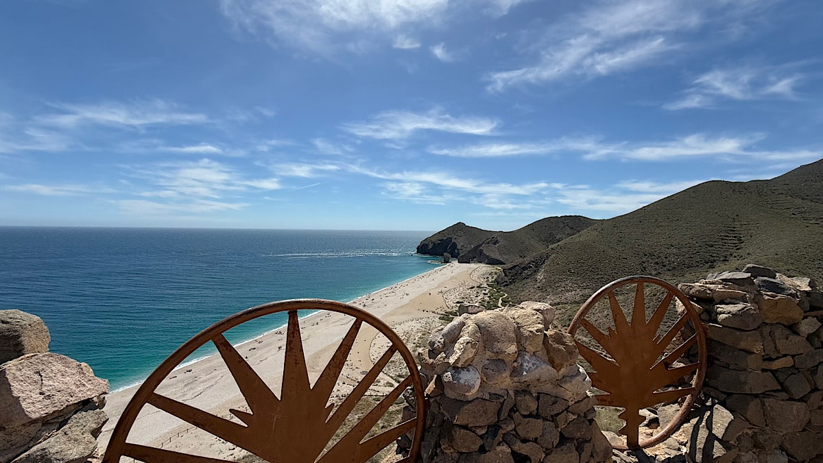 fraai-uitkijkpunt-playa-de-los-muertos