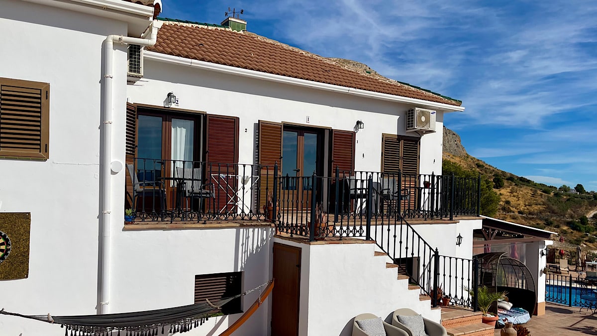 balkon-van-de-appartementen-een-en-twee