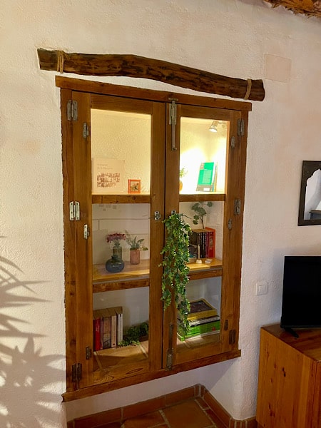 boekenkast-in-casita-el-sol
