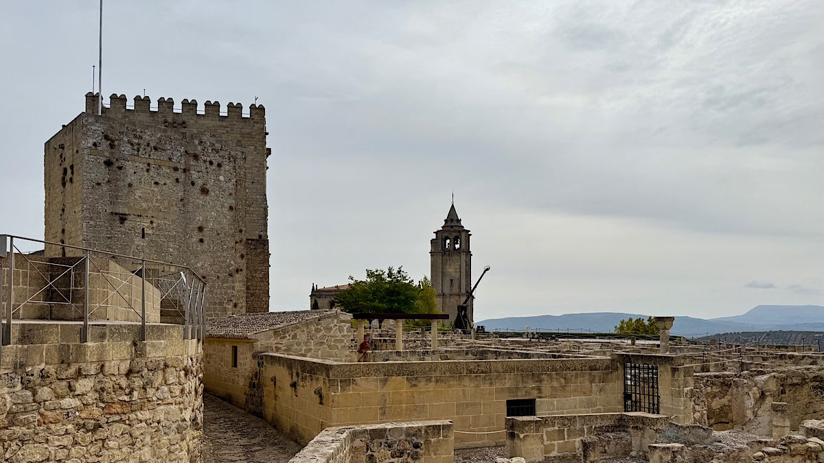 fortaleza-de-la-mota-in-alcala-al-real